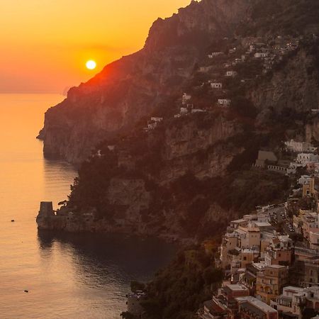 Apartamento Aria Di Mare,Near Elevator, Few Steps, Parking, Garden Positano Exterior foto
