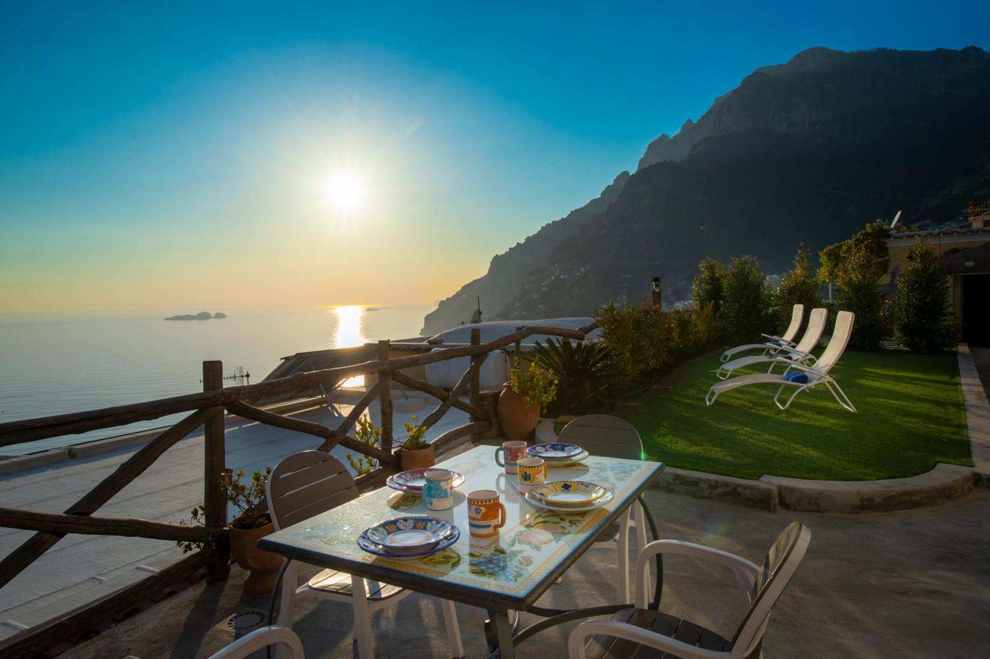 Apartamento Aria Di Mare,Near Elevator, Few Steps, Parking, Garden Positano Exterior foto