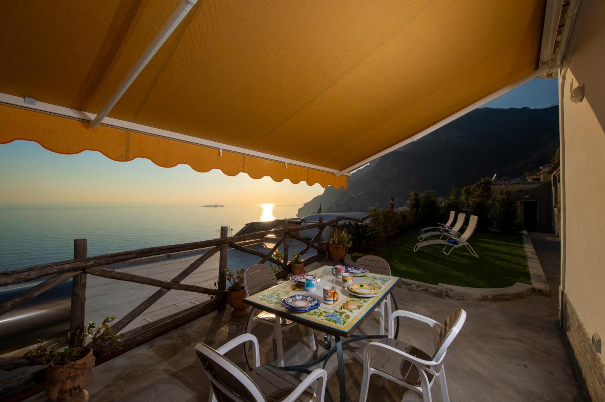 Apartamento Aria Di Mare,Near Elevator, Few Steps, Parking, Garden Positano Exterior foto