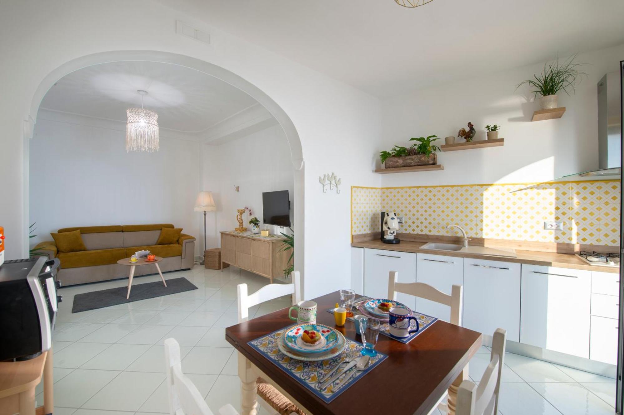 Apartamento Aria Di Mare,Near Elevator, Few Steps, Parking, Garden Positano Exterior foto