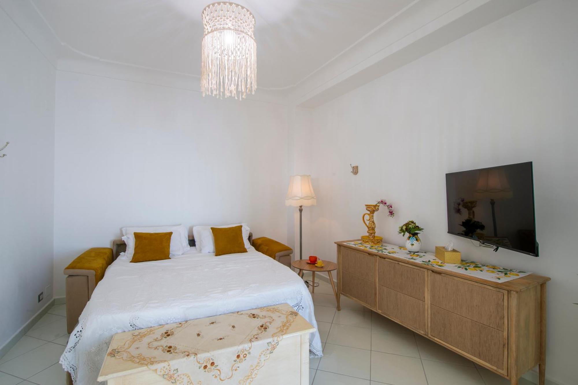 Apartamento Aria Di Mare,Near Elevator, Few Steps, Parking, Garden Positano Exterior foto